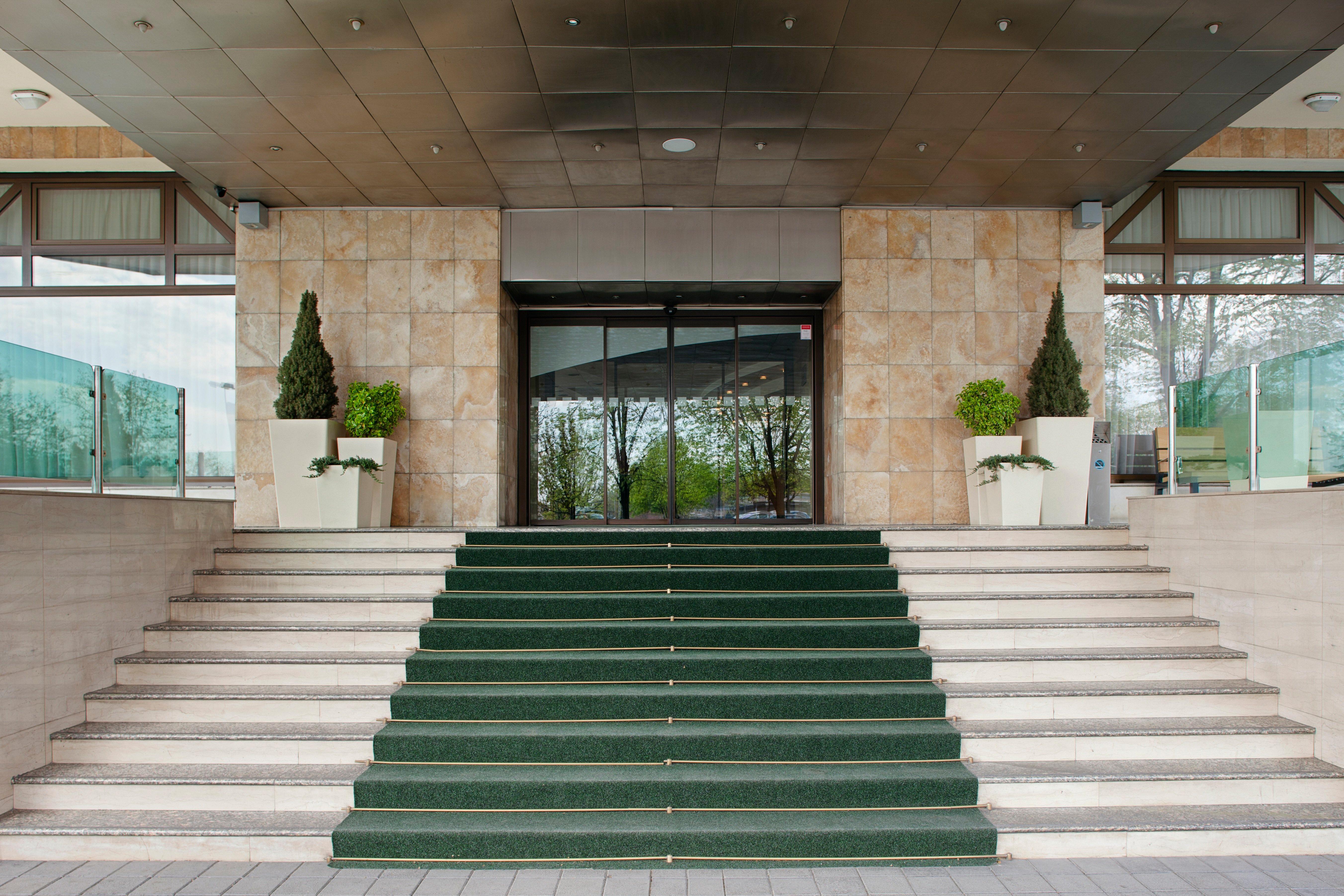 Holiday Inn Skopje By Ihg Extérieur photo