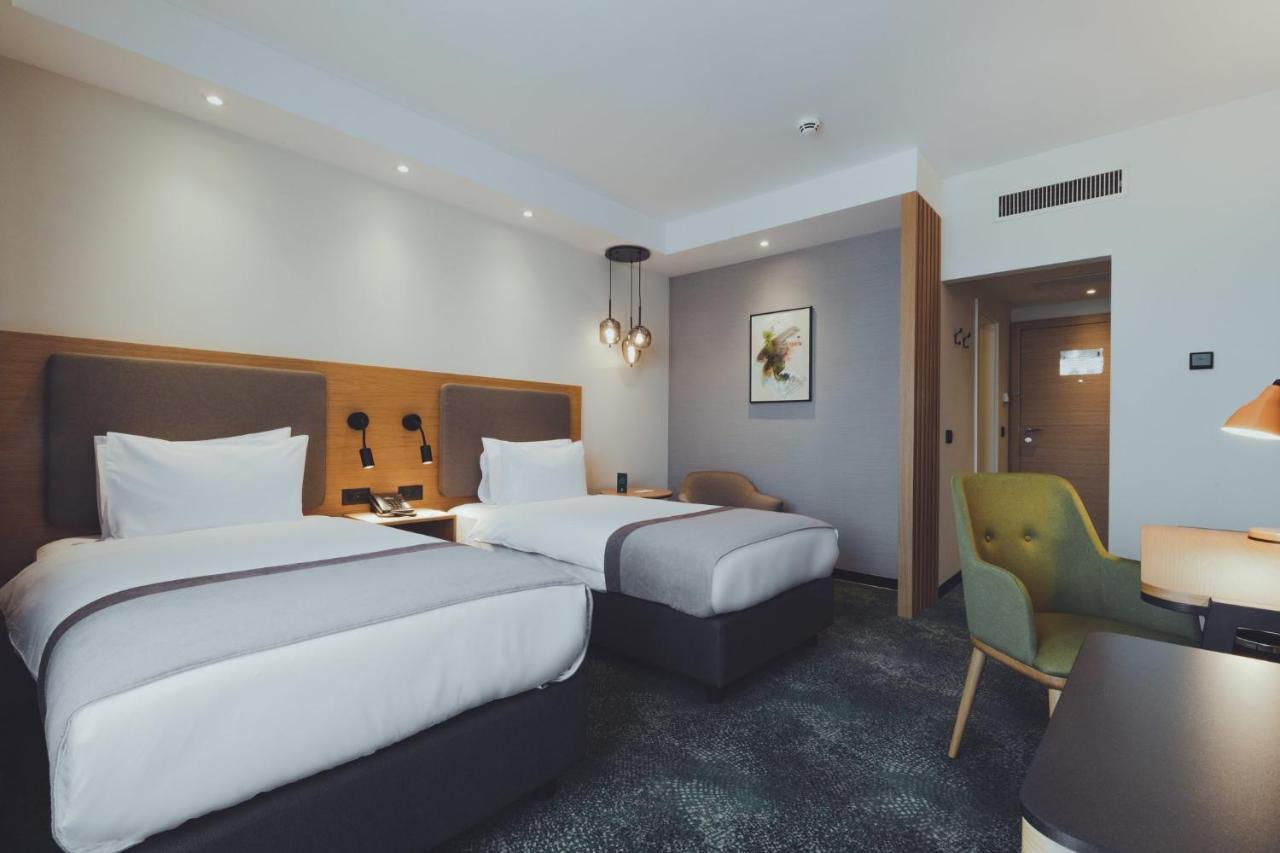 Holiday Inn Skopje By Ihg Extérieur photo