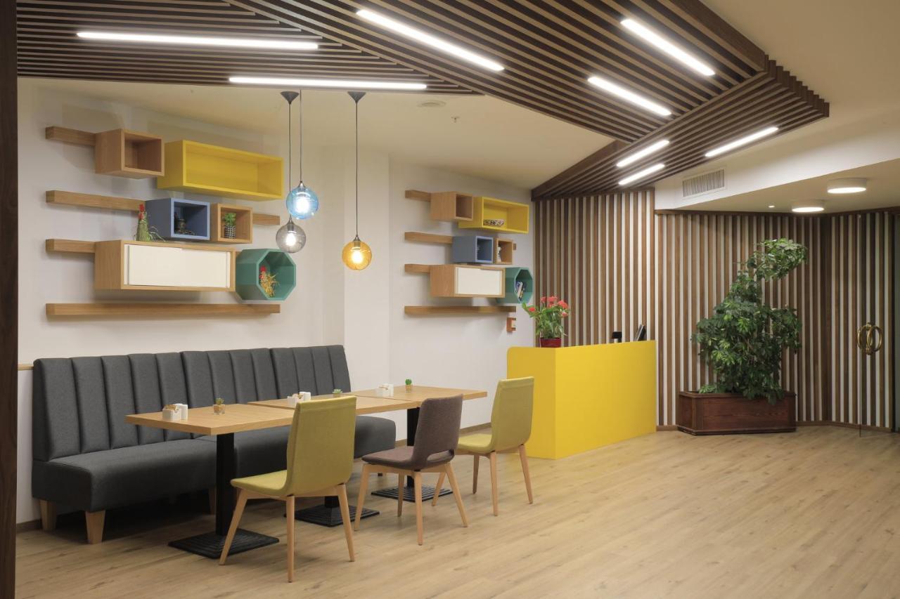 Holiday Inn Skopje By Ihg Extérieur photo