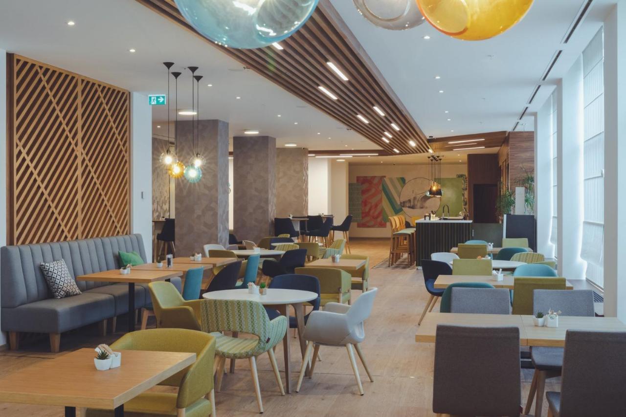 Holiday Inn Skopje By Ihg Extérieur photo